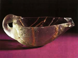 Mycenae. Spouted bowl in the shape of a duck, carved out of rock-crystal