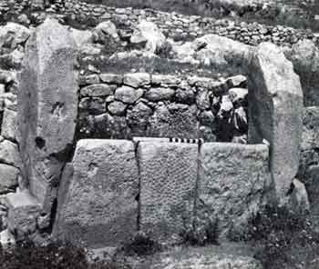 Small Temple.Looking into Apse 10