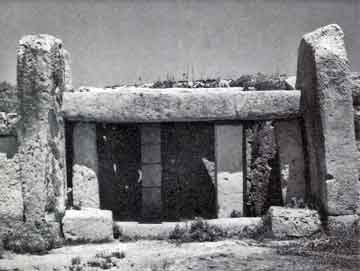 The Altar in Room 8