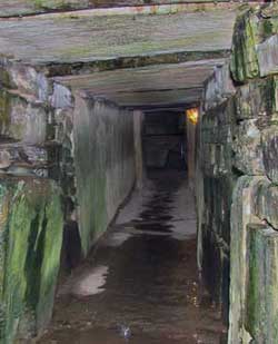 Maes Howe. Entrance Passage