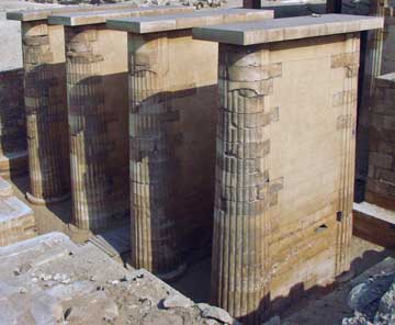 Vestibule at the west end of the Entrance Passage 